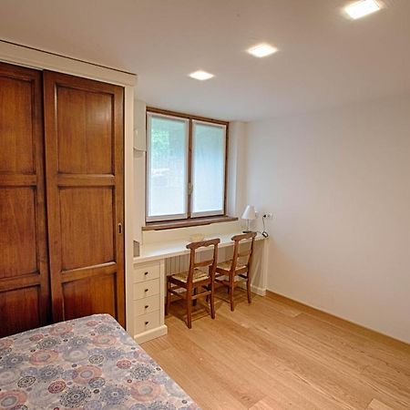 Joivy Superb Apartments For 6 With Mountain View And Garden In クールマイユール エクステリア 写真