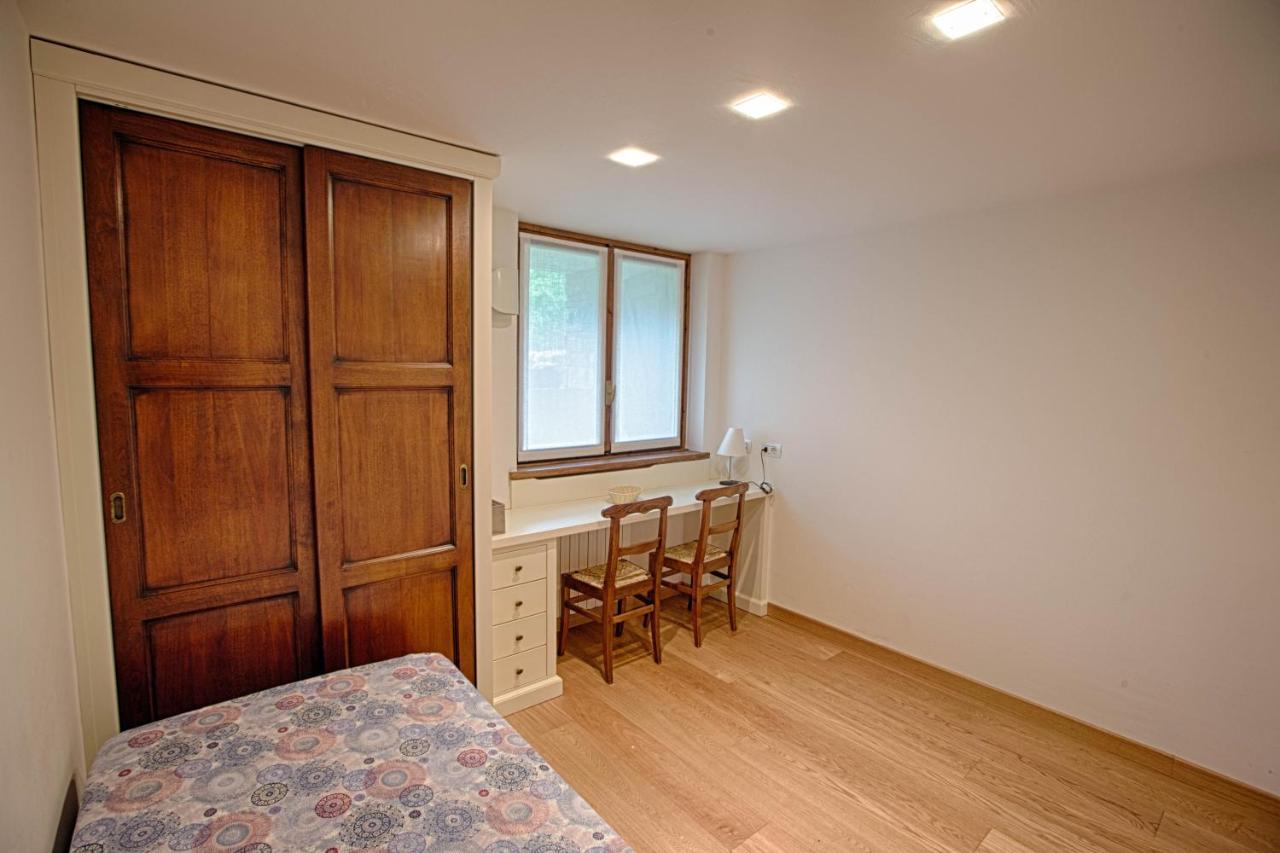 Joivy Superb Apartments For 6 With Mountain View And Garden In クールマイユール エクステリア 写真