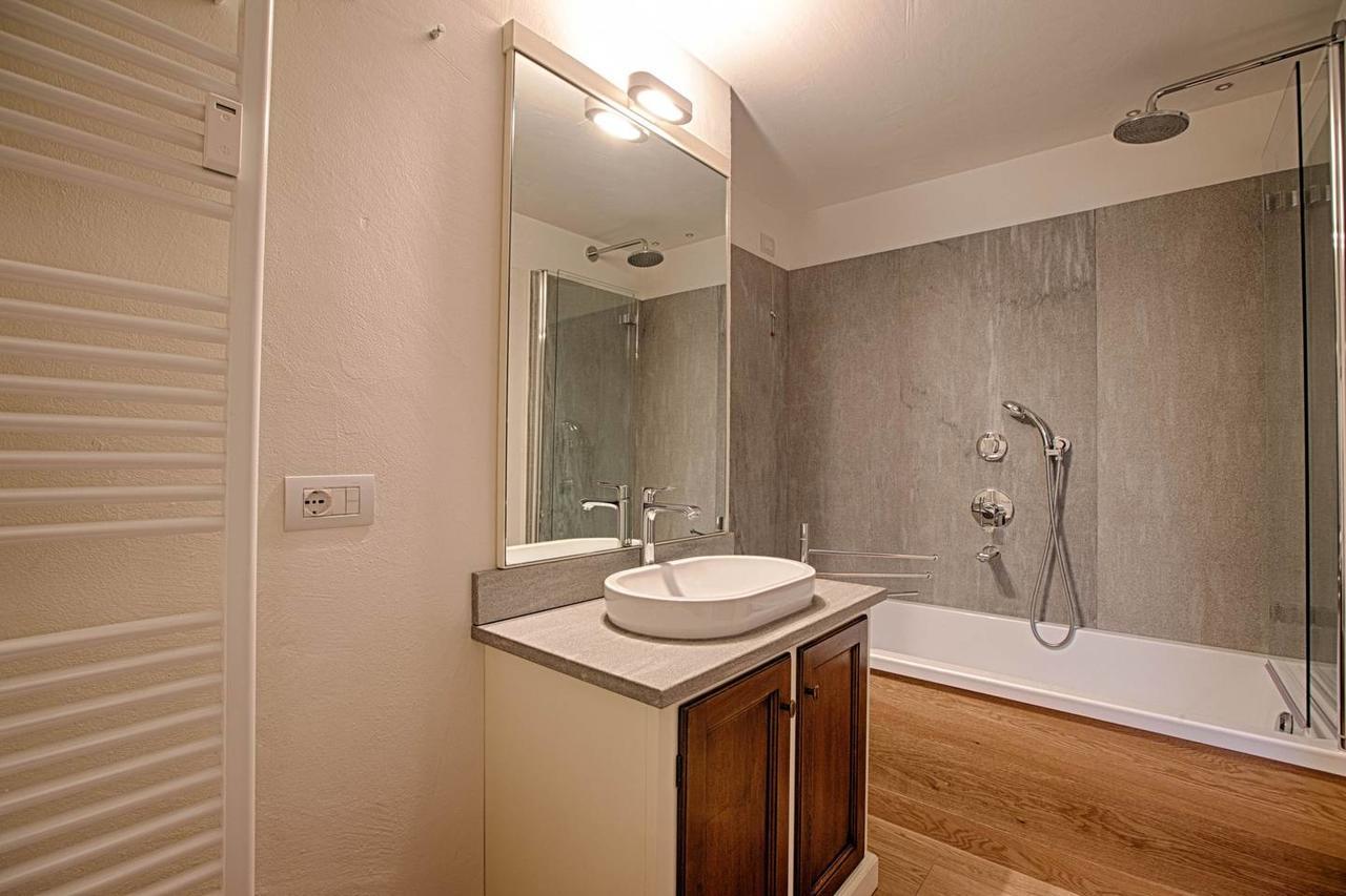 Joivy Superb Apartments For 6 With Mountain View And Garden In クールマイユール エクステリア 写真