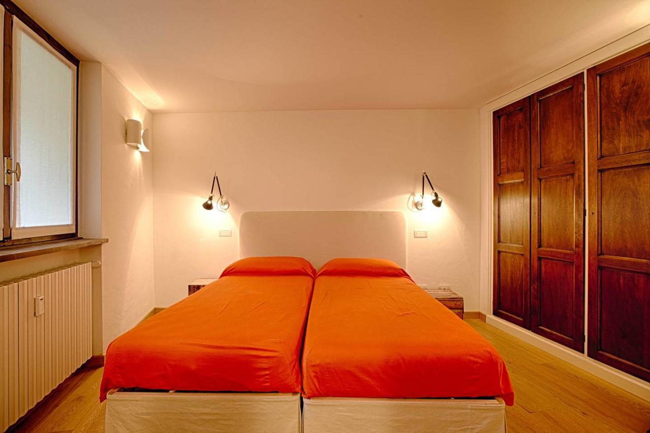 Joivy Superb Apartments For 6 With Mountain View And Garden In クールマイユール エクステリア 写真