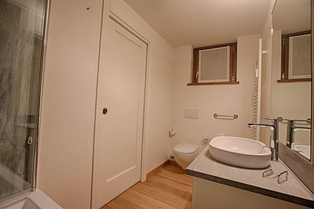 Joivy Superb Apartments For 6 With Mountain View And Garden In クールマイユール エクステリア 写真